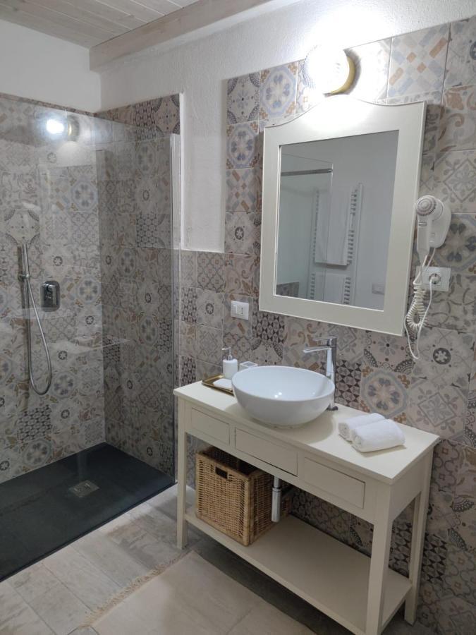 Hibiscus Comfort Stay Quartu SantʼElena Esterno foto